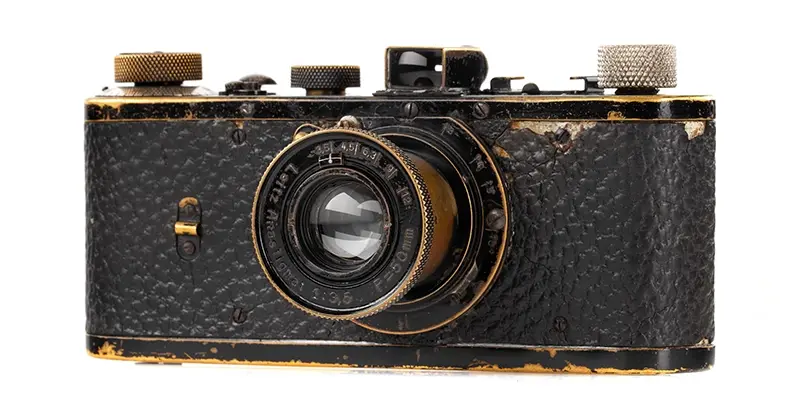 המצלמה של אוסקר ברנק נמכרה ב- 15 מליון דולר והפכה למצלמה הכי יקרה בעולם